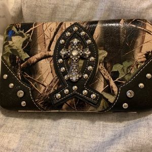 Camouflage wallet